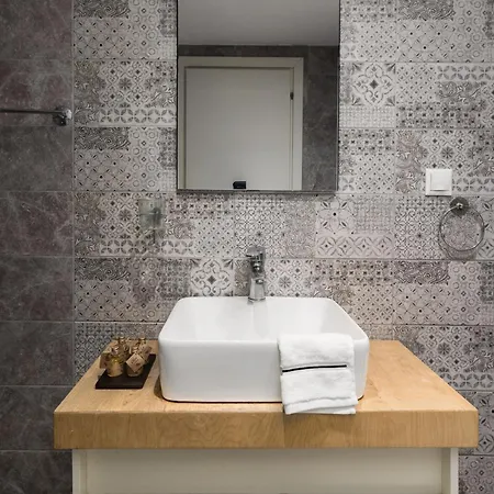 Apartman Tsimiski Executive Suites - By Nuvia Domus