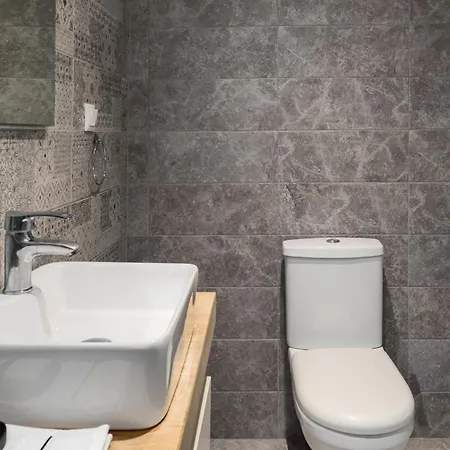 Apartman Tsimiski Executive Suites - By Nuvia Domus *