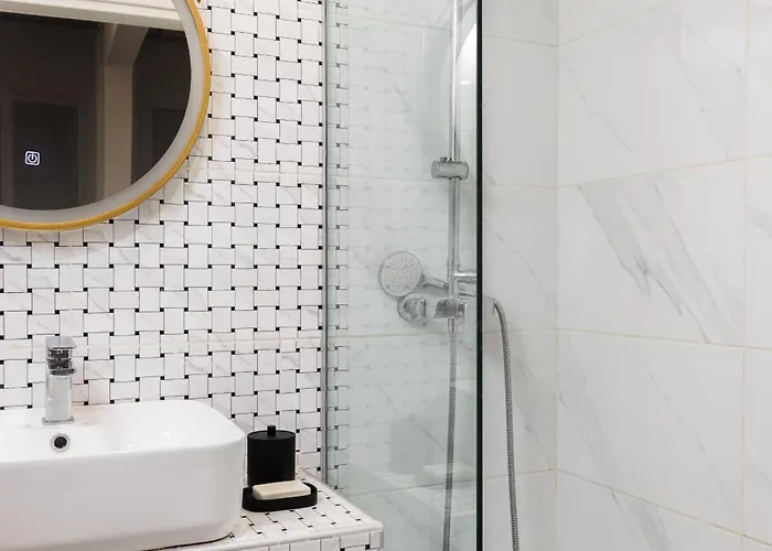 Tsimiski Citycenter Boutique - By Nuvia Domus